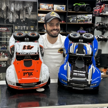 Dupla de dois, Traxxas UDR x dois